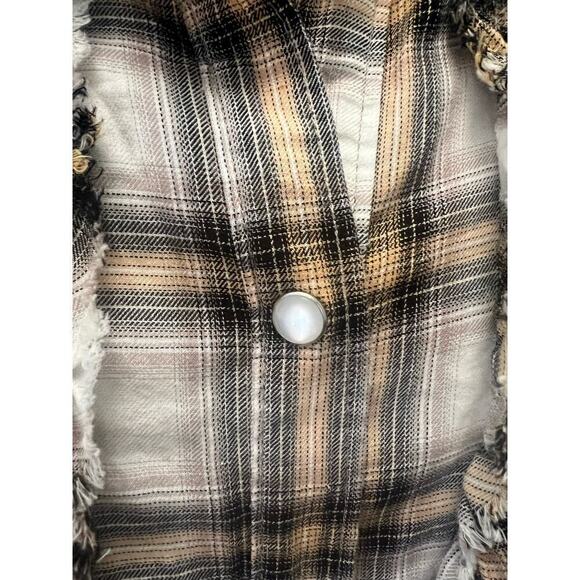 Seven7 SZ 14/16 Plaid Ruffle Western Pearl Button Up Shirt Cowgirl Yellowstone - Picture 3 of 10